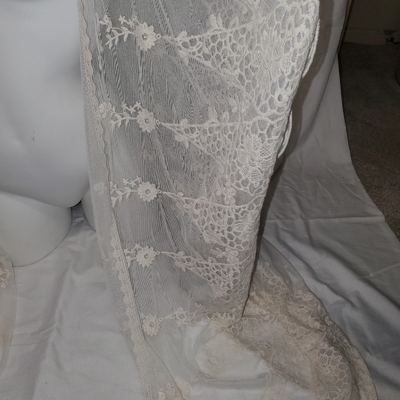 Lace cover up - Picture 5 of 6